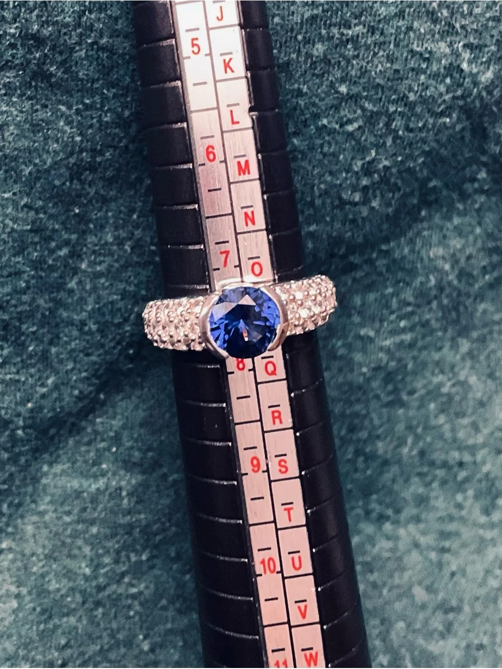 925 Elegant Sapphire Blue Solitaire Ring